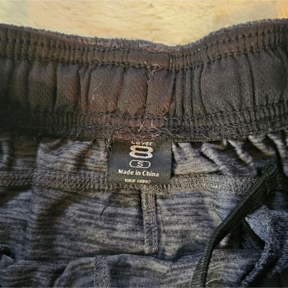 Layer 8 Qwick-Dry Grey with Black sides Athletic Shorts Mens S - Picture 3 of 4